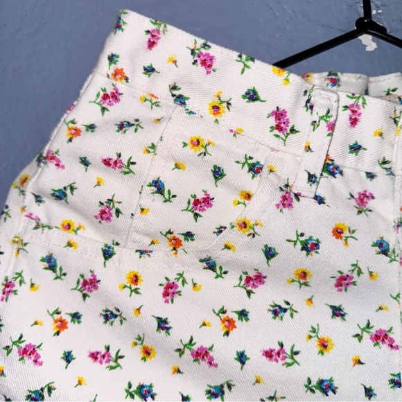 No! Jeans Vintage Floral White Long Denim Shorts Size 9/24” - Picture 4 of 8